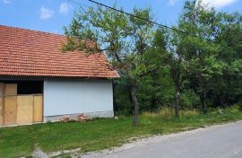 Gorski kotar, Kupjak - građevinski teren sa dvorišnom zgradom 1426 m2, Ravna Gora, Земля