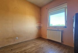 Rugvica, Preseka Oborovska, kuća 200 m2 s velikom okućnicom, Rugvica, Casa