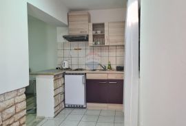 Istra, Poreč dva stana u prizemlju vrhunska lokacija, Poreč, Appartment