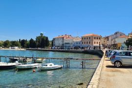 Poreč, odličan restoran sa dugogodišnjom tradicijom, 100 metara od mora, Poreč, Propriedade comercial