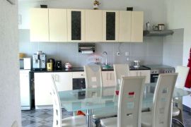 Rovinj,odličan stan 77m2+2 parking mjesta, Rovinj, Daire