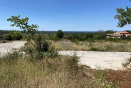 Građevinsko zemljište s pogledom na more u Višnjanu, Višnjan, Land