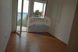 Selce- stan 1S+DB sa garažom, Crikvenica, Appartment