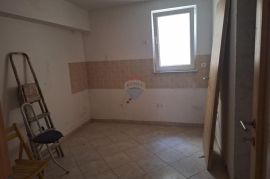 Selce- prizemlje 46.25m2 sa okućnicom i parkingom, Crikvenica, Appartment