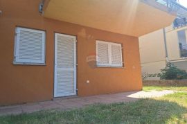 Selce- prizemlje 46.25m2 sa okućnicom i parkingom, Crikvenica, Appartment