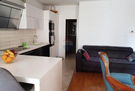 Zagreb, Sigečica, prekrasan trosobni stan 85 m2 s lođom, Trnje, Appartment