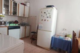 Rovinj, dvosoban stan u strogradskoj jezgri, Rovinj, Appartment