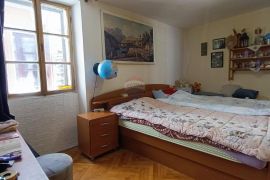 Rovinj, dvosoban stan u strogradskoj jezgri, Rovinj, Appartement