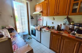 Rovinj,kuća-130m2- na Centeneru na odličnoj lokaciji+parking, Rovinj, House