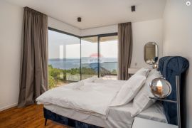 CRIKVENICA-JADRANOVO-luksuzna novoizgrađena villa s bazenom i predivnim pogledom na more,1. red do mora, Crikvenica, Casa