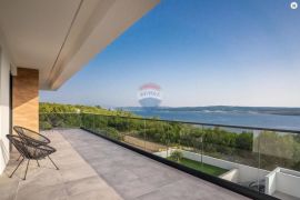 CRIKVENICA-JADRANOVO-luksuzna novoizgrađena villa s bazenom i predivnim pogledom na more,1. red do mora, Crikvenica, Ev