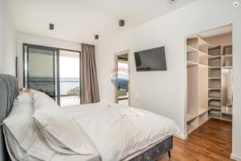 CRIKVENICA-JADRANOVO-luksuzna novoizgrađena villa s bazenom i predivnim pogledom na more,1. red do mora, Crikvenica, Дом