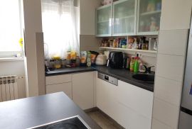 Zagreb, Rudeš, trosobni stan 75 m2 na odličnoj lokaciji, Trešnjevka - Sjever, Appartment