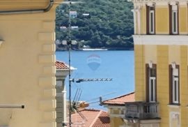 OPATIJA,CENTAR- stan s 2 balkona, blizu mora, Opatija, Apartamento