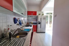 OPATIJA,CENTAR- stan s 2 balkona, blizu mora, Opatija, Appartment