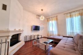 OPATIJA,CENTAR- stan s 2 balkona, blizu mora, Opatija, Appartment