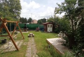 Zagreb, Travno, kuća u nizu, 2 stana, 265 m2, vrt 120 m2, GPM, Novi Zagreb - Istok, House