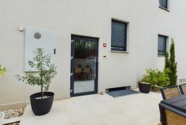 Istra - Rovinj, luksuzan stan od 119,30 m2, Rovinj, Kвартира