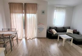 Istra, Umag okolica, atraktivan stan s okućnicom, Umag, Flat