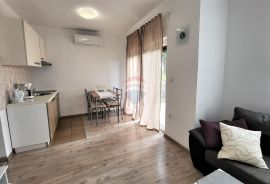 Istra, Umag okolica, atraktivan stan s okućnicom, Umag, Appartment