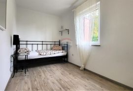 Istra, Umag okolica, atraktivan stan s okućnicom, Umag, Wohnung