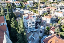 OPATIJA,CENTAR- penthouse, otvoreni pogled na more, garaža, lift, Opatija, Appartamento