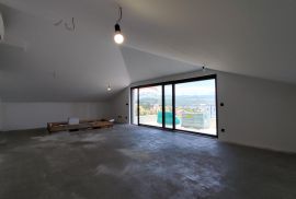 OPATIJA,CENTAR- penthouse, otvoreni pogled na more, garaža, lift, Opatija, Appartment