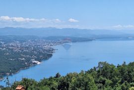 OPATIJA, BREGI - obiteljska kuća s bazenom, Matulji, Ev