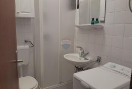 Istra,Barbariga,apartman sa zatvorenom lođom, Vodnjan, Appartement