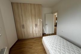 Fantastičan stan s garažom, kompletno namješten!, Rijeka, Appartment