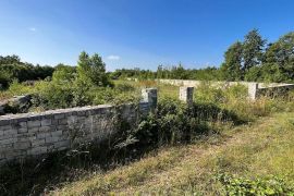 Savičenta okolica,  građevinsko i poljoprivredno zemljište 1594 m2, Vodnjan, Land