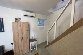 Krk-centar,stara gradska jezgra,60 m2, Krk, House