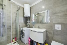 Istra, Ližnjan,novi apartman, 1.kat, 2SS, pogled, Ližnjan, Appartement