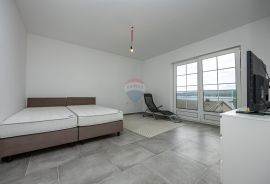 Crikvenica- 2S+DB- 63.88m2- prekrasan pogled, 2 terase, parking i okućnica, Crikvenica, Appartement