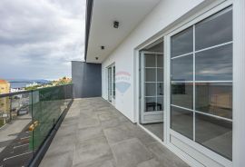 Crikvenica- 2S+DB- 63.88m2- prekrasan pogled, 2 terase, parking i okućnica, Crikvenica, Daire