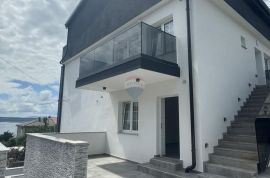 Crikvenica- 2S+DB sa prekrasnim pogledom, 2 terase i parkingom, Crikvenica, Wohnung