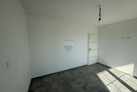 Crikvenica- 2S+DB sa prekrasnim pogledom, 2 terase i parkingom, Crikvenica, Appartement