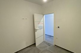 Crikvenica- stan u visokom prizemlju 46.44m2 - 450m od mora, Crikvenica, Appartamento