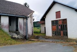 Karlovačka županija , Josipdol - kuća sa poslovnim prostorom, Josipdol, Дом