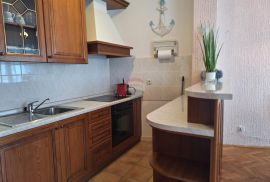 Crikvenica- prekrasan stan 50m2 sa pogledom na more, Crikvenica, Apartamento