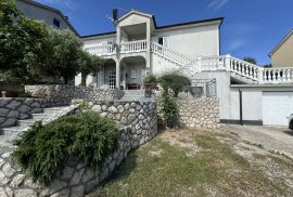 OTOK KRK,GRAD KRK-bliža okolica kuća sa pet apartmana, Krk, Maison