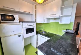 OPATIJA-  renoviran stan sa pogledom na more, Opatija, Appartement