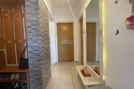 Krk, grad Krk, 2S+DB,55 m2,blizu centra i mora, Krk, Appartement