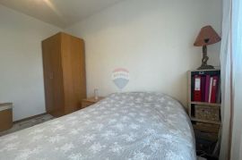 Krk, grad Krk, 2S+DB,55 m2,blizu centra i mora, Krk, Appartment