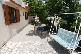 Jadranovo, Crikvenica- 2S+DB 73m2 sa 305m2 okućnice, Crikvenica, شقة