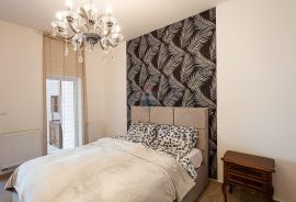 Samobor, Centar, luksuzni stan 155 m2 + garaža, Samobor, Appartment