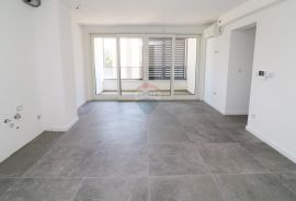 POREČ- stan s garažom u centru, Poreč, Appartment