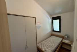 Grad Krk - dvosoban apartman s izuzetnim pogledom na more, Krk, Flat