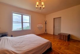 OPATIJA,BREGI- kuća 395.45 m2 na parceli 860 m2 sa pogledom na more, Matulji, Casa