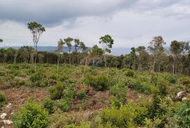 Istra - Kavran, poljoprivredna zemljišta sa pogledom na more, Marčana, Земля